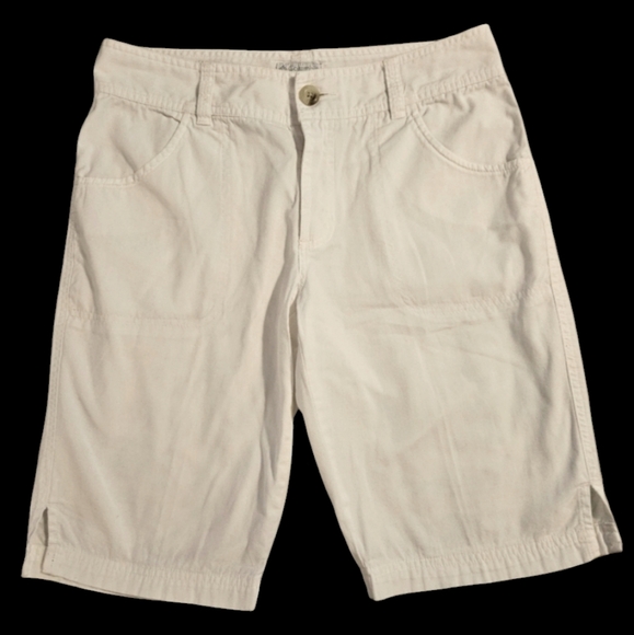 Columbia White Cotton Bermuda Short; Size 6 - Picture 1 of 4